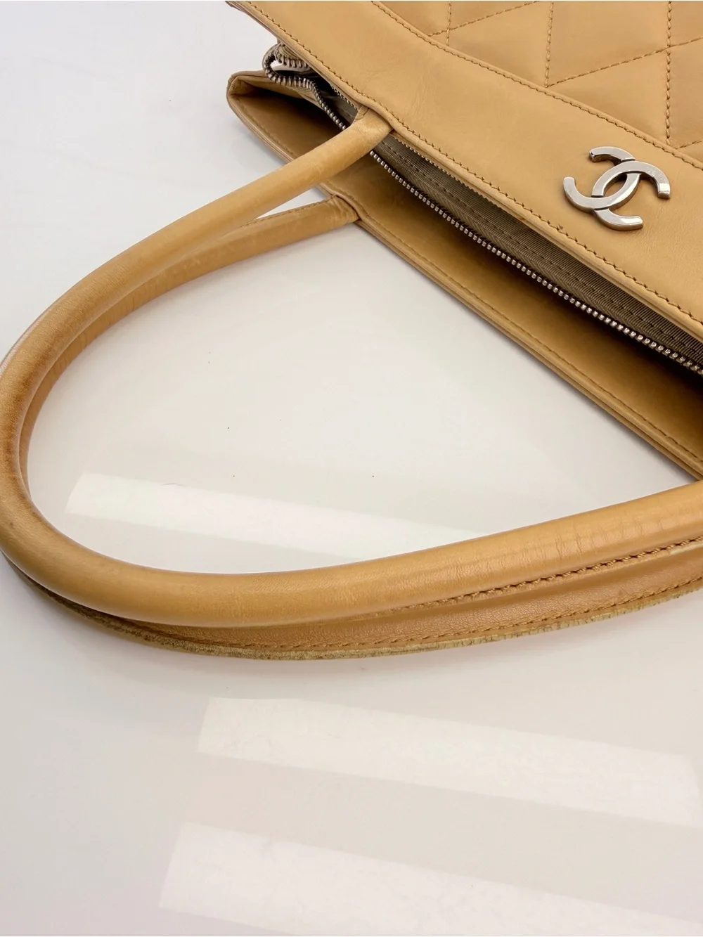 CHANEL authentic tote